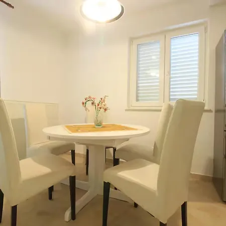 To Relax - One Bedroom With Terrace Appartement *