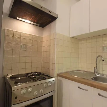 To Relax - One Bedroom With Terrace * سريما